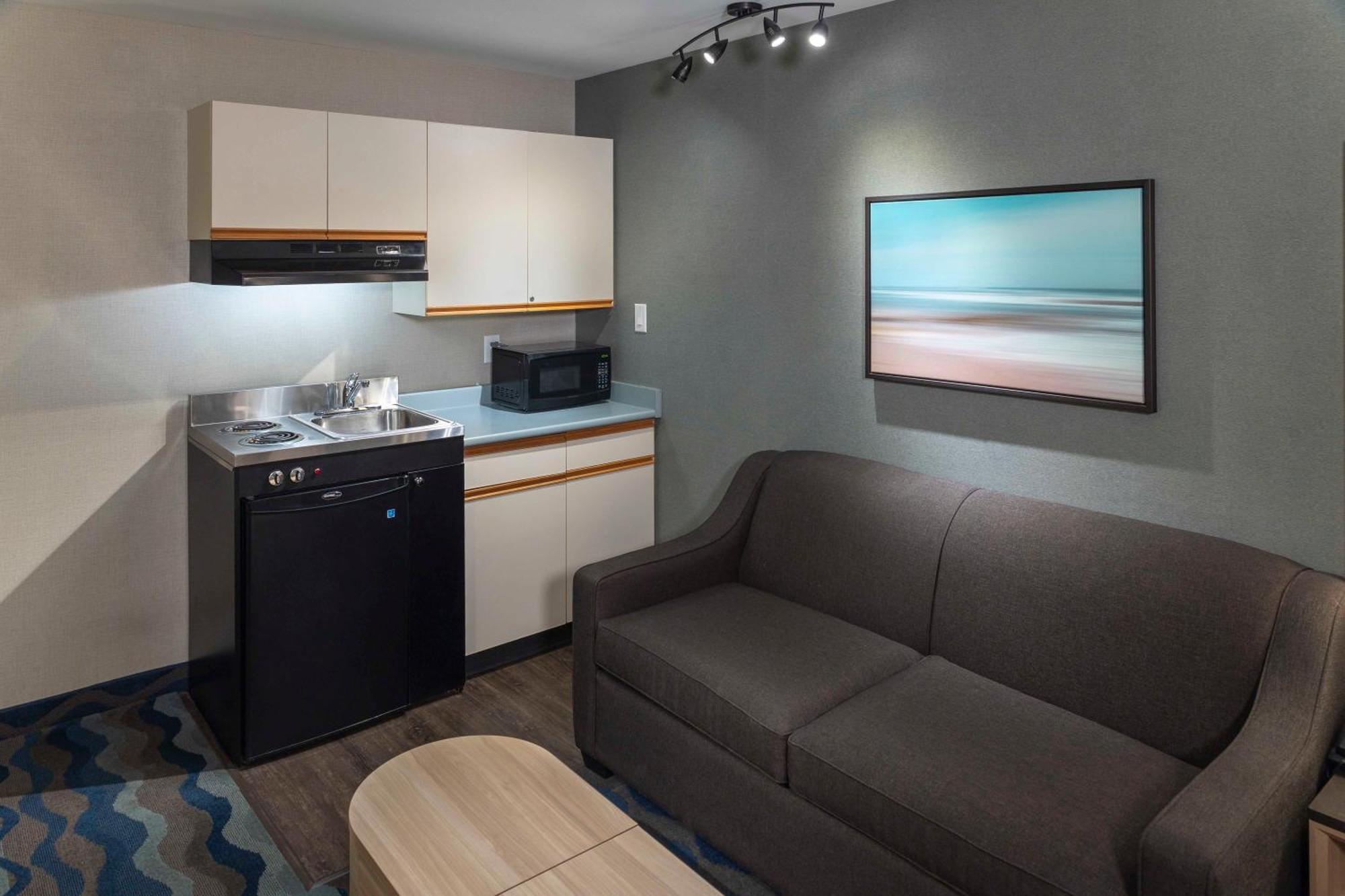 Accent Inns Kamloops Extérieur photo