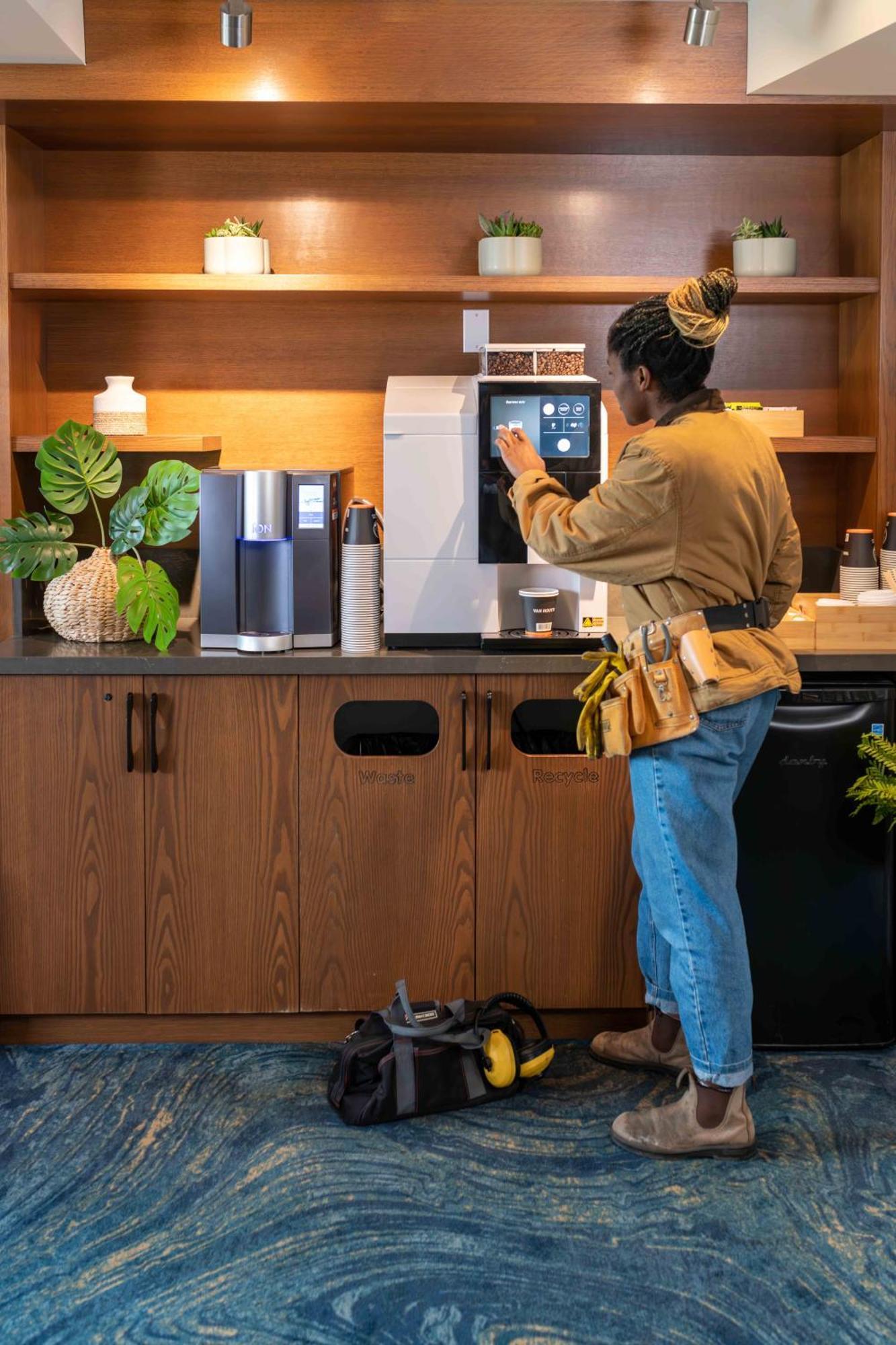 Accent Inns Kamloops Extérieur photo